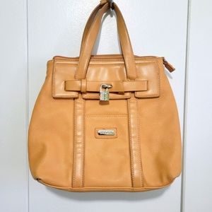 Vegan designer purse. Cool tan caramel colour. In excellent condition!